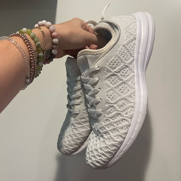 APL Women's TechLoom Phantom, White size 8.5 - Picture 3 of 6